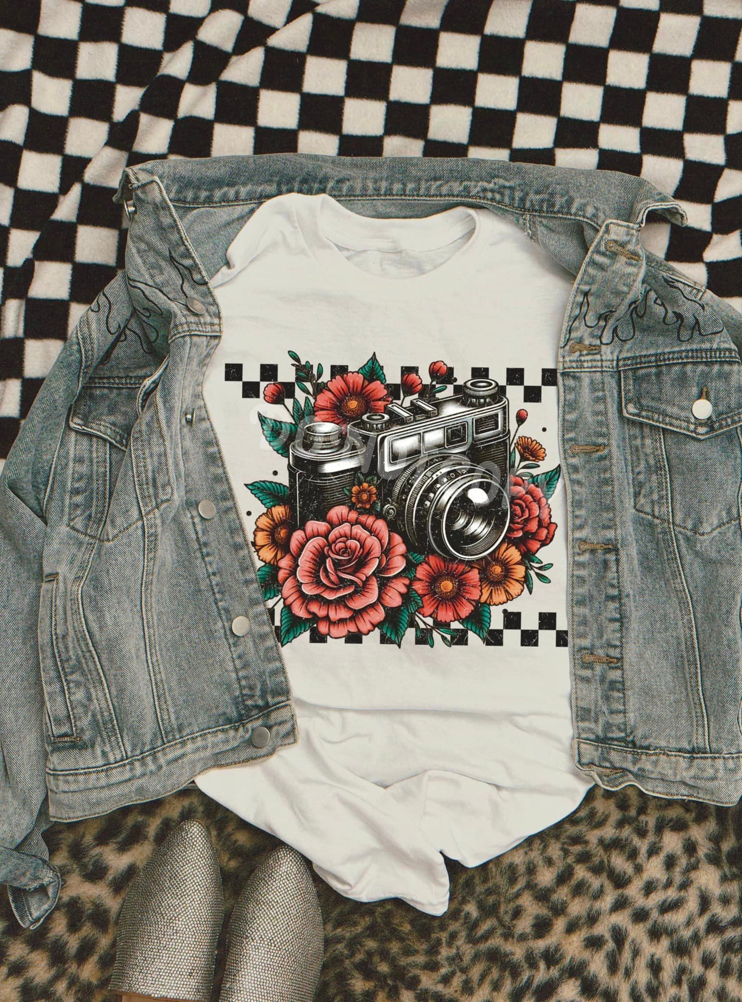 Vintage Camera - Tee