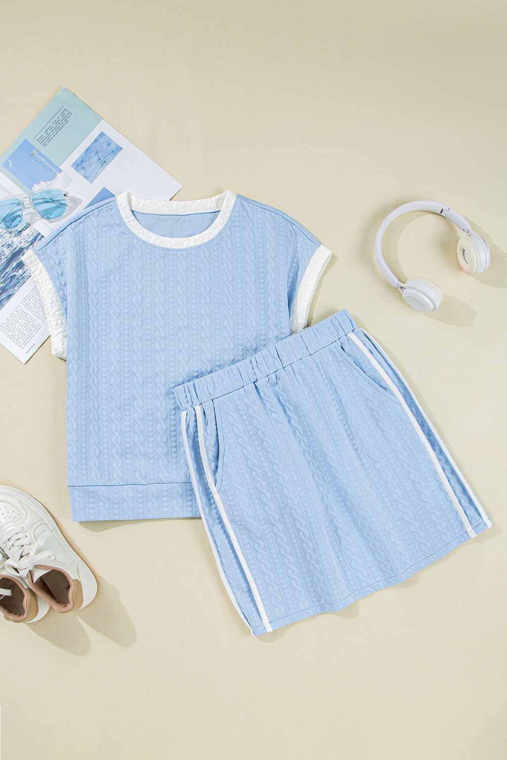 Light Blue Colorblock Set March.